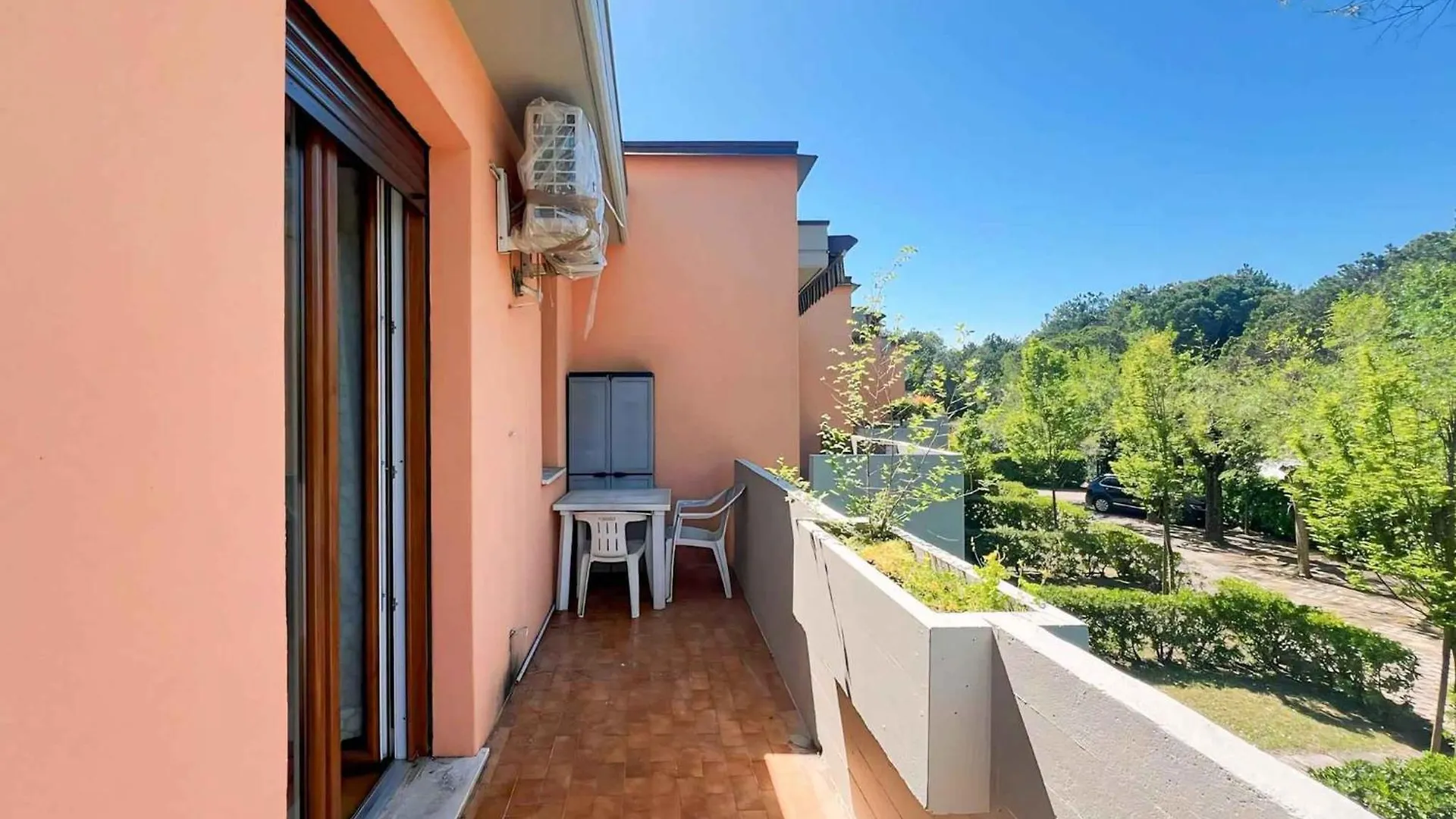 Apartments In Bibione 24630